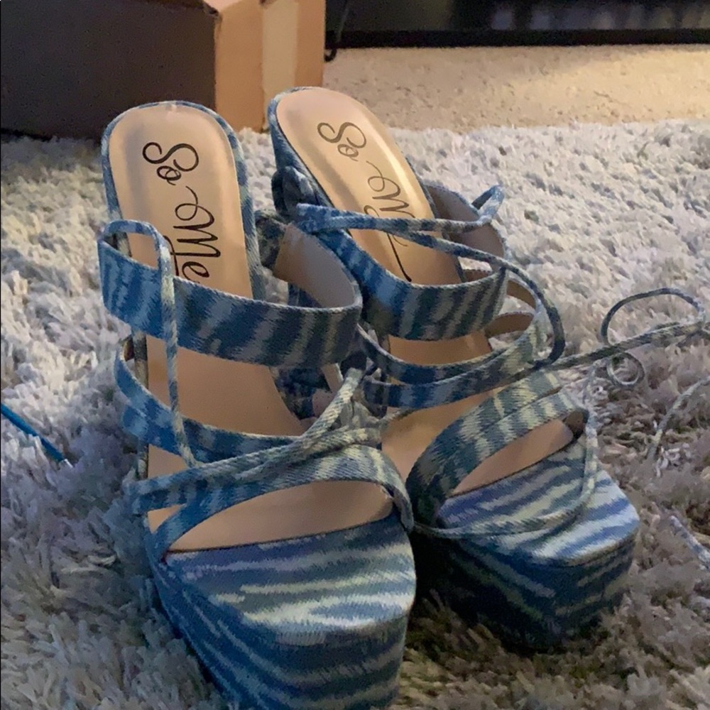 Jean Heels - Picture 2 of 2